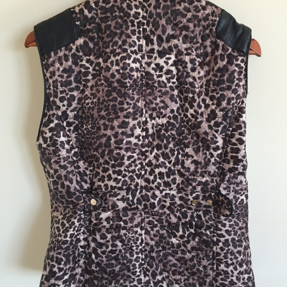 vest - Picture 2 of 3